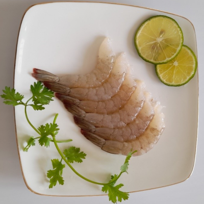 Raw Peeled And Deveined Tail-on Shrimp